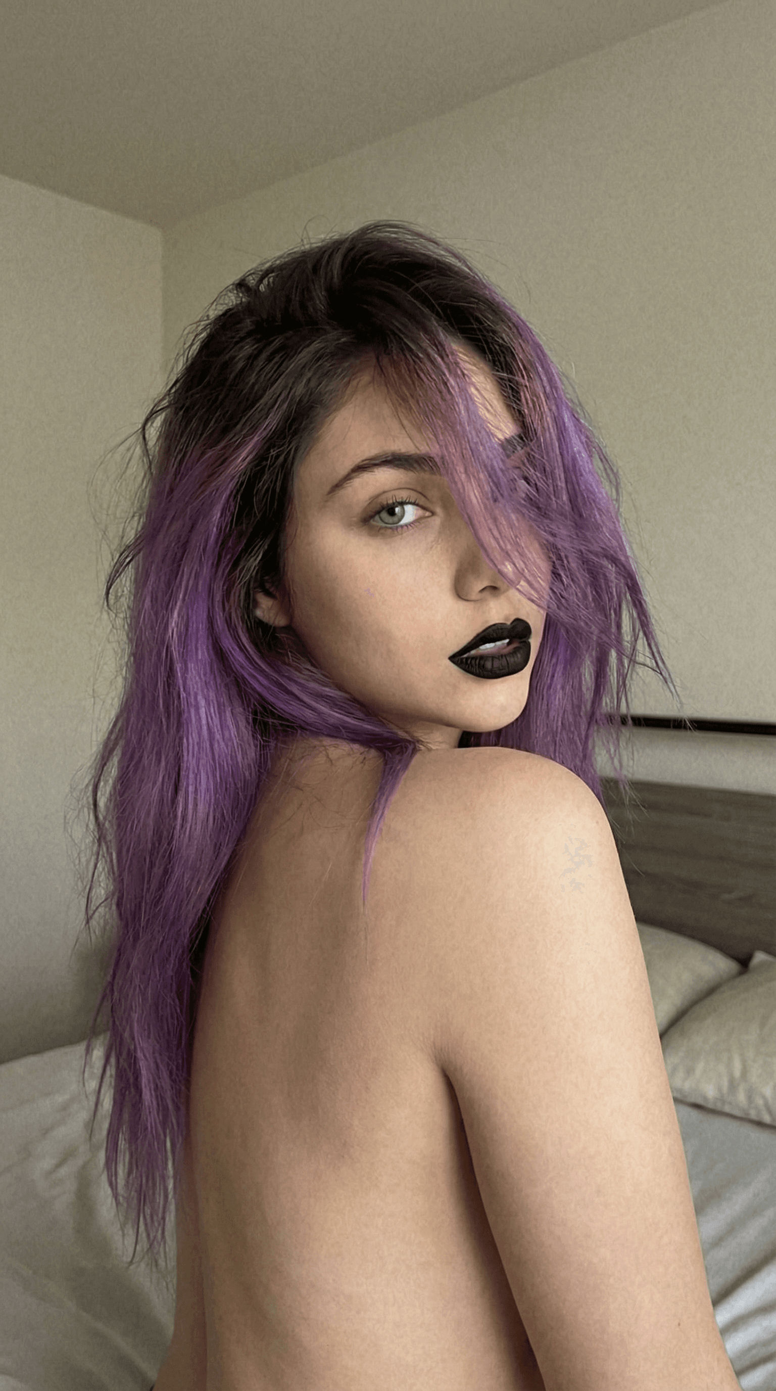 Violet Gohard